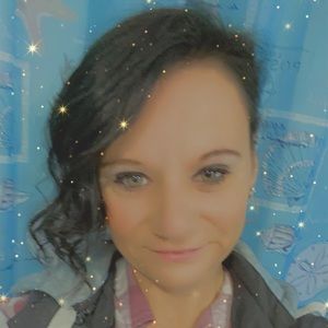 Meet your Posher, Corinne